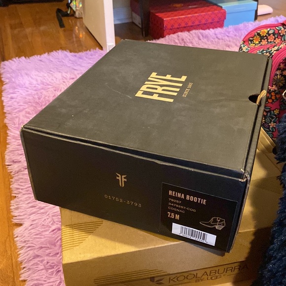 NIB Frye Reina Bootie Cognac Size 7.5M - Picture 3 of 8